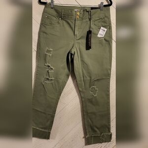 Crop Boyfriend Distressed Jeans - Olive